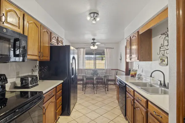 1459 S Mara Dr, Apache Junction, AZ 85120-6974