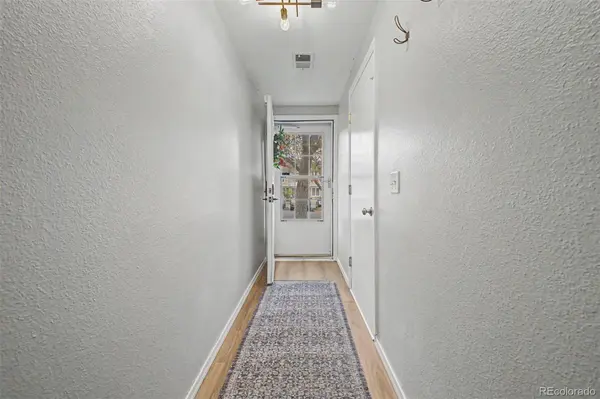 9525 W Coal Mine AVE #A, Littleton, CO 80123