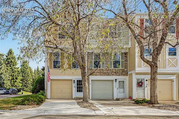 9525 W Coal Mine AVE #A, Littleton, CO 80128
