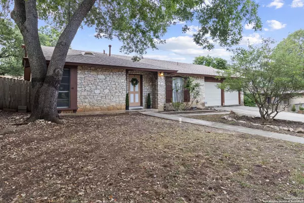 6910 Forest Way, San Antonio, TX 78240