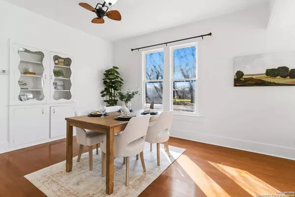 1409 21st, Hondo, TX 78861