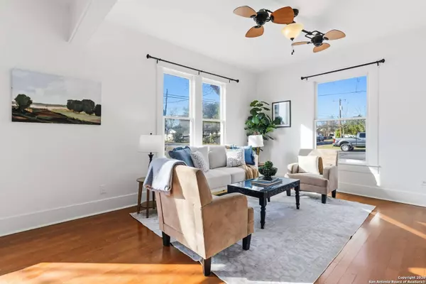 1409 21st, Hondo, TX 78861