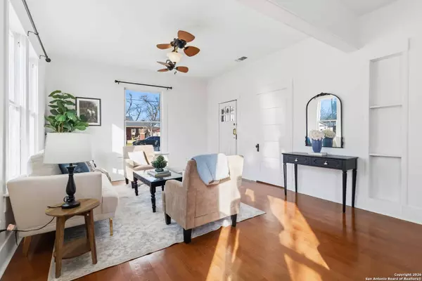 1409 21st, Hondo, TX 78861