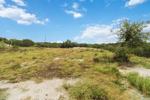146 George Strait, Canyon Lake, TX 78133