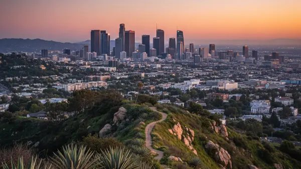 Moving to Los Angeles, CA: A Local's Guide to Embracing the City of Angels,Power Real Estate Group