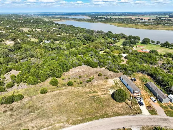 3102 Hilltop Court, Granbury, TX 76048