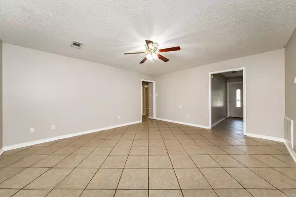 12 Knollwood, Cabot, AR 72023