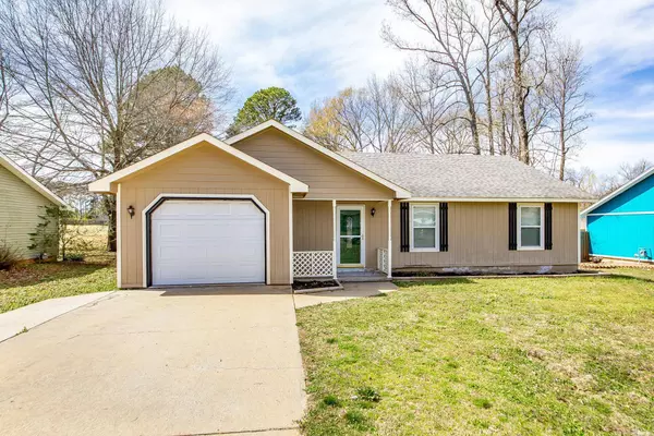 12 Knollwood, Cabot, AR 72023