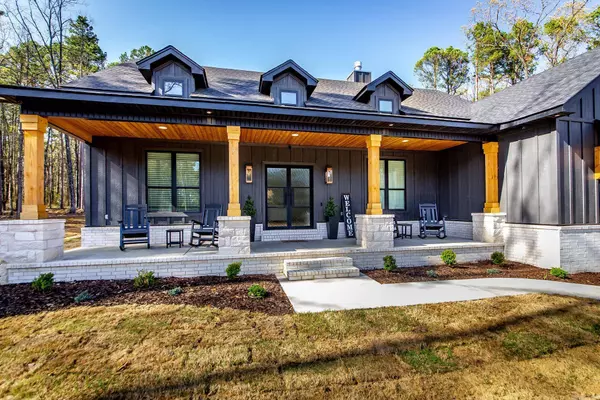 1962 Mountain Park, Shirley, AR 72153