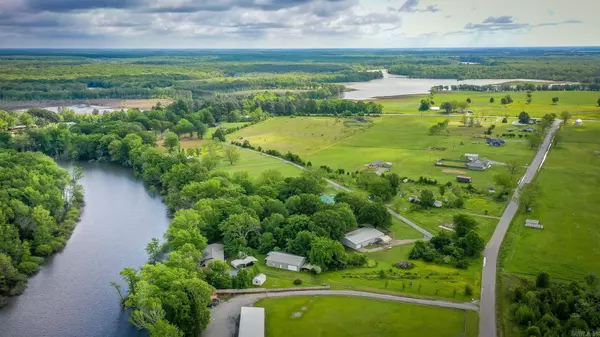 328 Brown Acres Rd, Des Arc, AR 72040