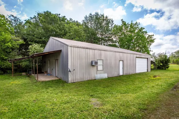 328 Brown Acres Rd, Des Arc, AR 72040