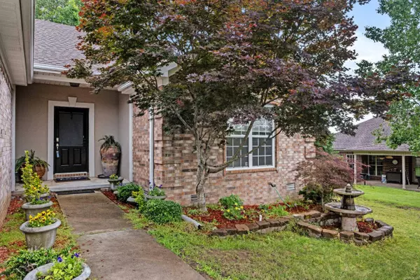 13 Sarah Beth Drive, Cabot, AR 72023