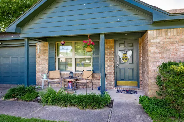 13 Fieldcrest Ln, Cabot, AR 72023