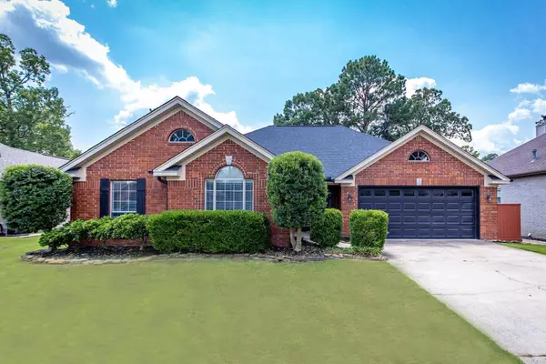216 Chantilly Cir, Maumelle, AR 72113