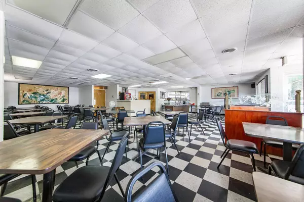 4707 E Broadway Street, North Little Rock, AR 72117