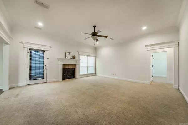 15 Talladega Loop, Cabot, AR 72023