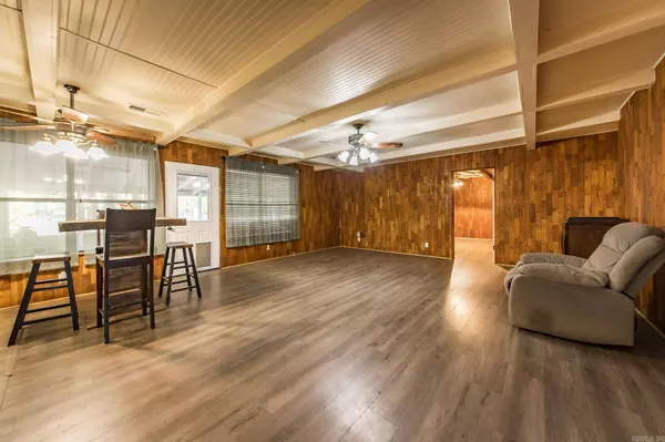 197 Jones Loop, El Paso, AR 72045