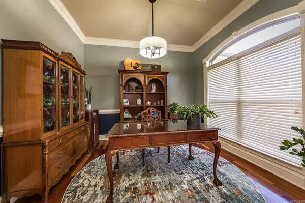 103 Beaver Creek Lane, Maumelle, AR 72113