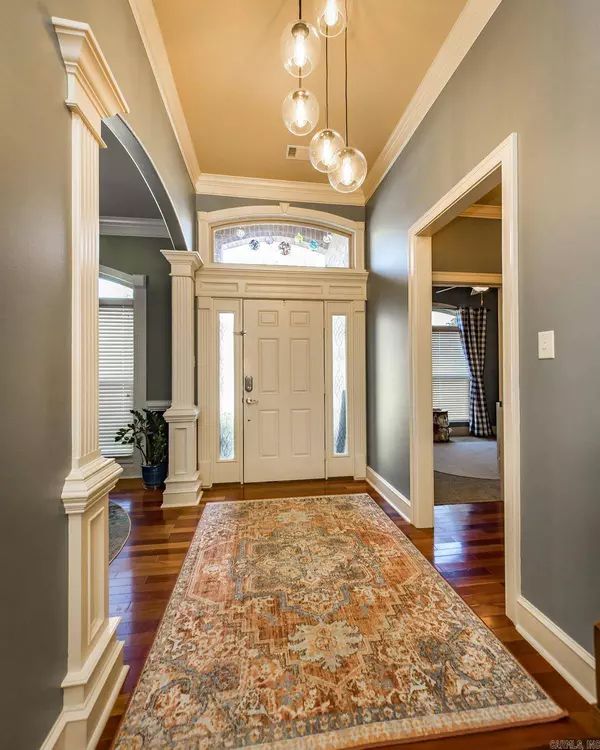 103 Beaver Creek Lane, Maumelle, AR 72113