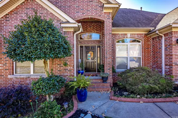 103 Beaver Creek Lane, Maumelle, AR 72113