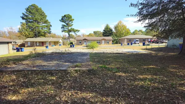 117 N A & B N Park St, Cabot, AR 72023-2956