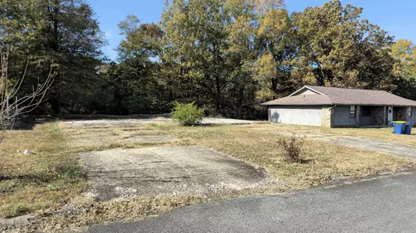 117 N A & B N Park St, Cabot, AR 72023-2956