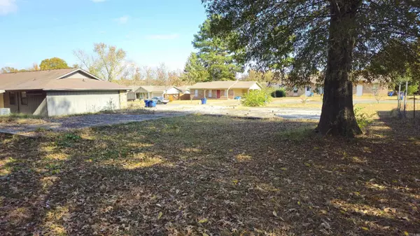 117 N A & B N Park St, Cabot, AR 72023-2956