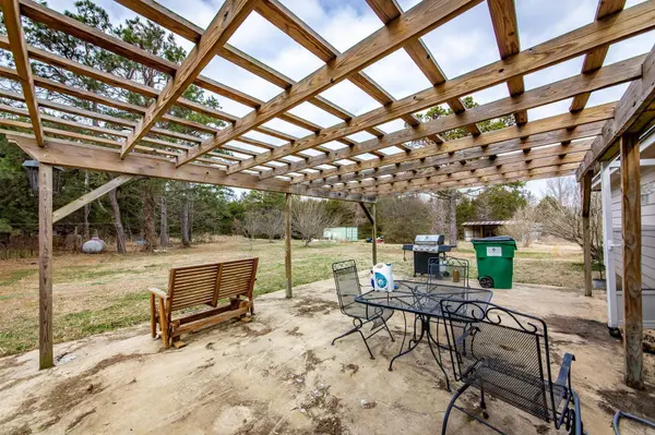 410 Dunn Road, Greers Ferry, AR 72067