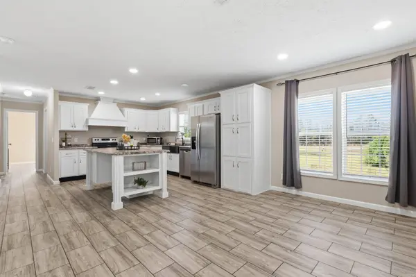 160 Oak Grove, Austin, AR 72007