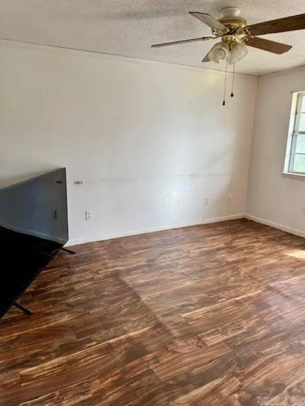 1321 W 57th Street, North Little Rock, AR 72118