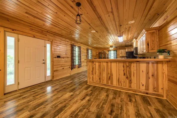 3383 Lewisburg Road, Austin, AR 72007