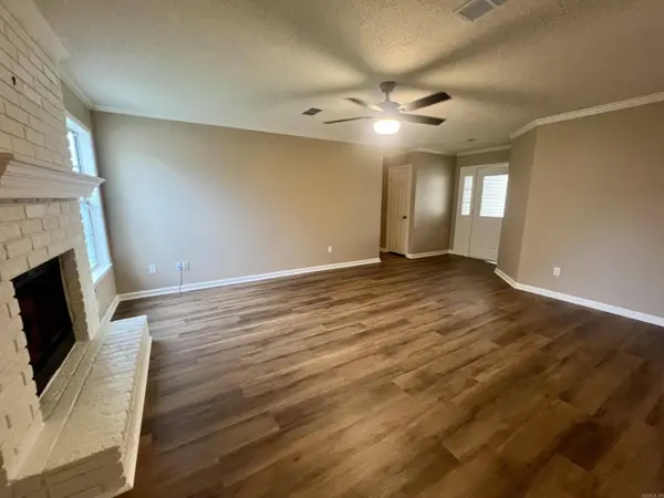 33 Reno Drive, Cabot, AR 72023