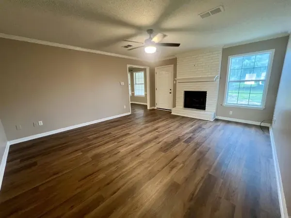33 Reno Drive, Cabot, AR 72023