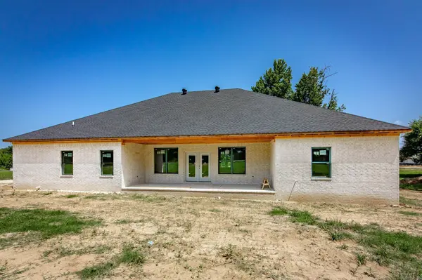 11 Tracer Trail, Ward, AR 72176
