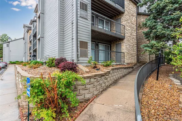 2575 S Syracuse WAY #B101, Denver, CO 80231