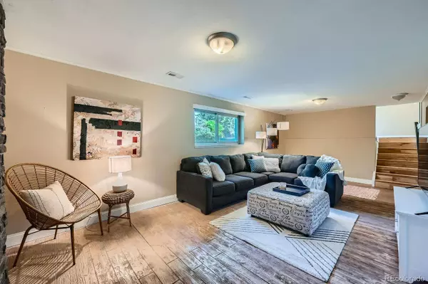 7294 S Syracuse ST, Centennial, CO 80112