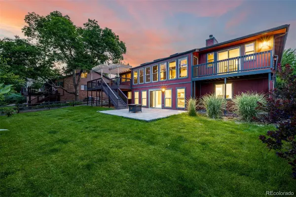 8696 W Iliff AVE, Lakewood, CO 80227