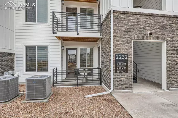 2232 Arikaree HTS #205, Colorado Springs, CO 80908