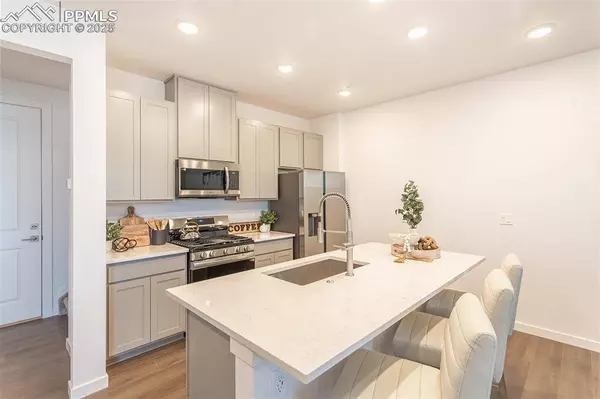 3371 Bivy PT, Colorado Springs, CO 80907