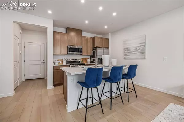 3366 Sobo VW, Colorado Springs, CO 80907