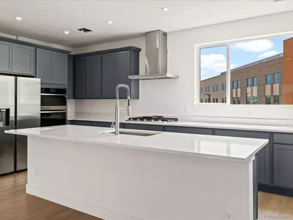 10 Ascent TRL, Englewood, CO 80112