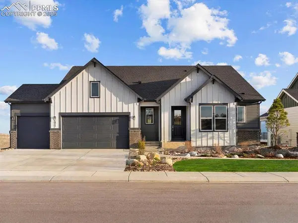 477 Grand Summit DR, Monument, CO 80132