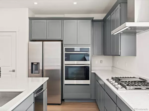 10 Ascent TRL, Englewood, CO 80112