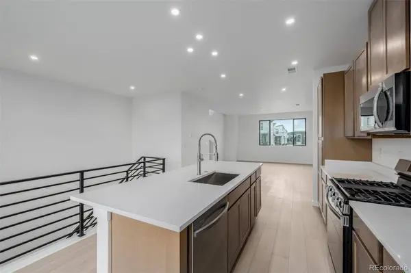 2076 S Holly ST #2, Denver, CO 80222