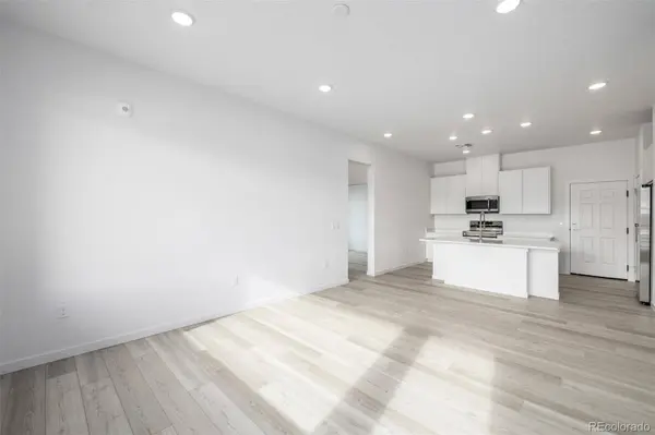 6153 N Ceylon ST #108, Denver, CO 80249