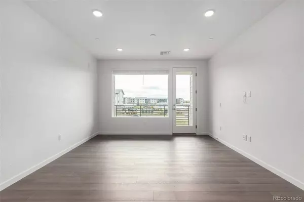 6153 N Ceylon ST #308, Denver, CO 80249