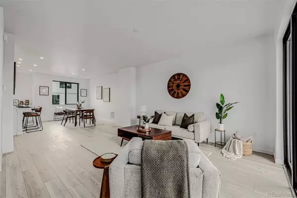 2078 S Holly ST #3, Denver, CO 80222