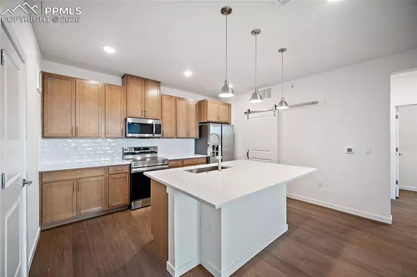 2232 Arikaree HTS #304, Colorado Springs, CO 80908