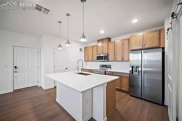 2232 Arikaree HTS #304, Colorado Springs, CO 80908