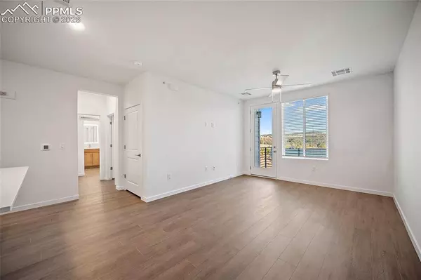 2232 Arikaree HTS #304, Colorado Springs, CO 80908